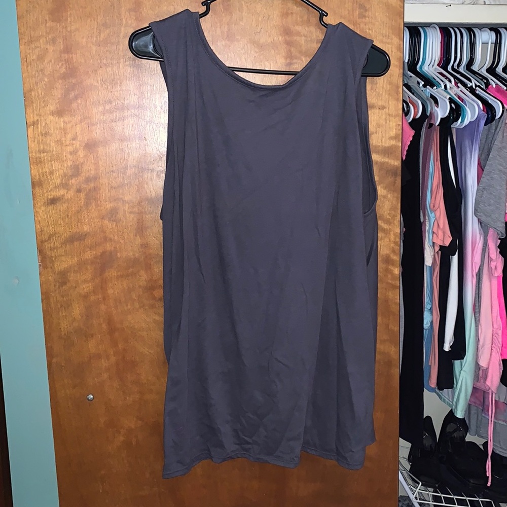 Fabletics twist back tank top